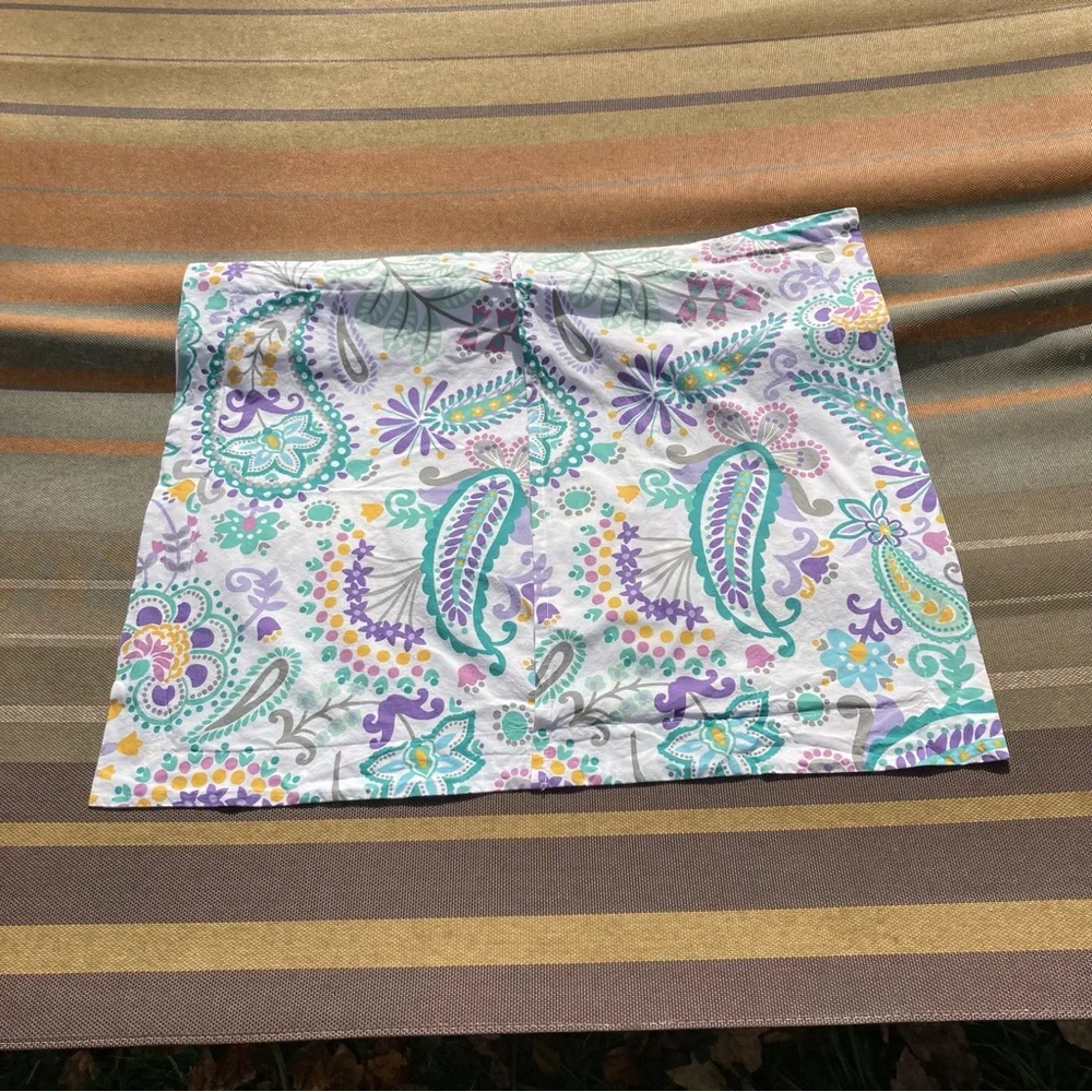POTTERY BARN Teen Ana Paisley Colorful Paisley Pillow Sham STANDARD Size